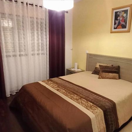 Cila'S Guest House 莱里亚维埃拉 外观 照片